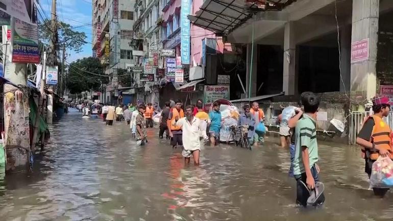 Bangladeşte sel felaketi: 15 ölü