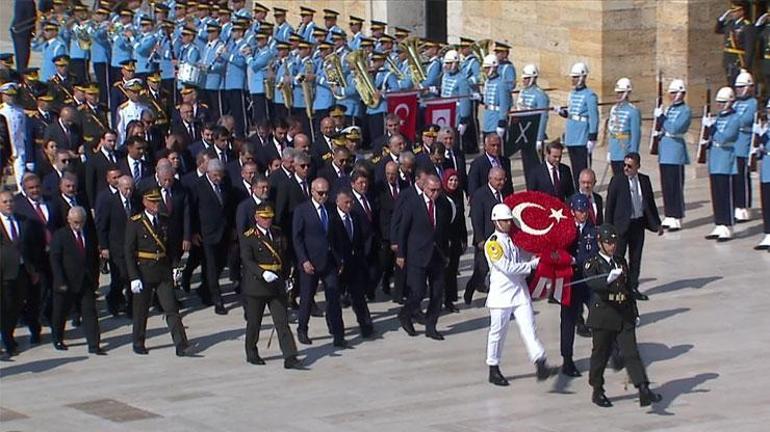 HABER || 30 Ağustos Zaferinin 102. yılı Cumhurbaşkanı Erdoğan ve devlet erkanı Anıtkabirde