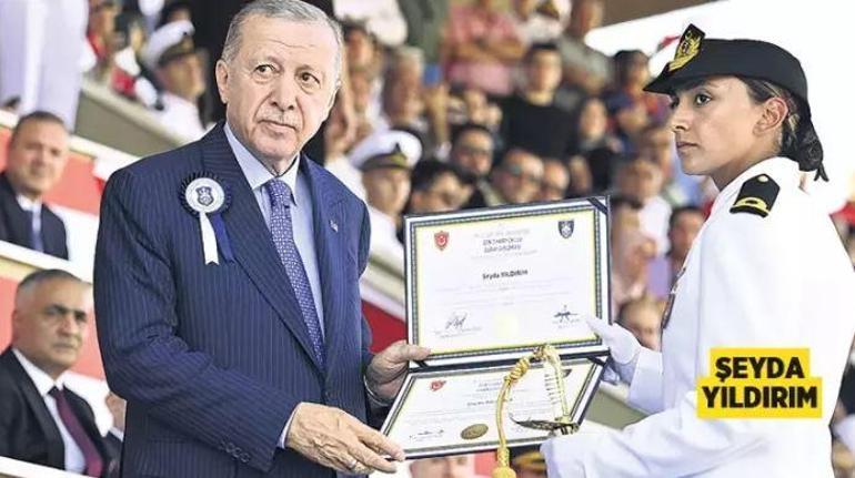 GÖĞSÜMÜZÜ KABARTTILAR Harp okulları birincileri: KADIN TEĞMENLER