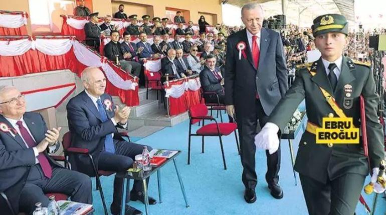 GÖĞSÜMÜZÜ KABARTTILAR Harp okulları birincileri: KADIN TEĞMENLER