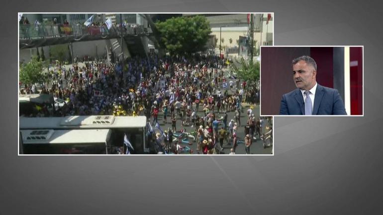 Netanyahu grev ve protesto kıskacında