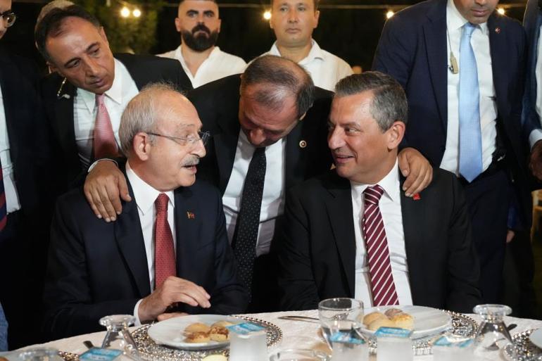 Özgür Özel ve Kemal Kılıçdaroğlu nikah şahidi oldu