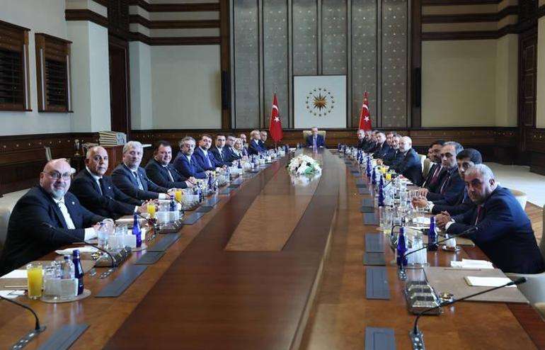 Cumhurbaşkanı Erdoğan TFF heyetini kabul etti