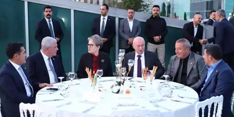 Müsavat  Dervişoğlu ve Meral Akşener nikah şahidi oldu