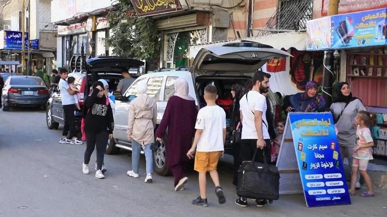 Saldırı altındaki Lübnanlılar ülkeyi terk ediyor