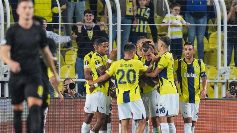 SON DAKİKA: Fenerbahçe Twente maçı muhtemel 11ler belli oldu Fenerbahçe Twente ile kozlarını paylaşacak | CANLI