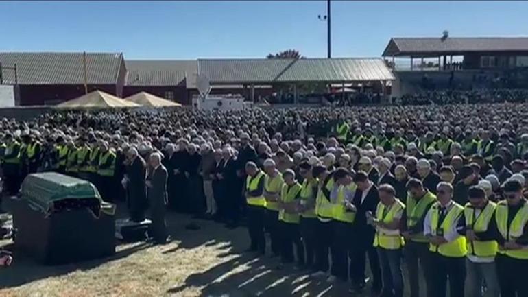 FETÖ, çiftlikteki çukura gömüldü FETÖcüler CNN TÜRKü taciz etti | CNN TÜRK Video Haber