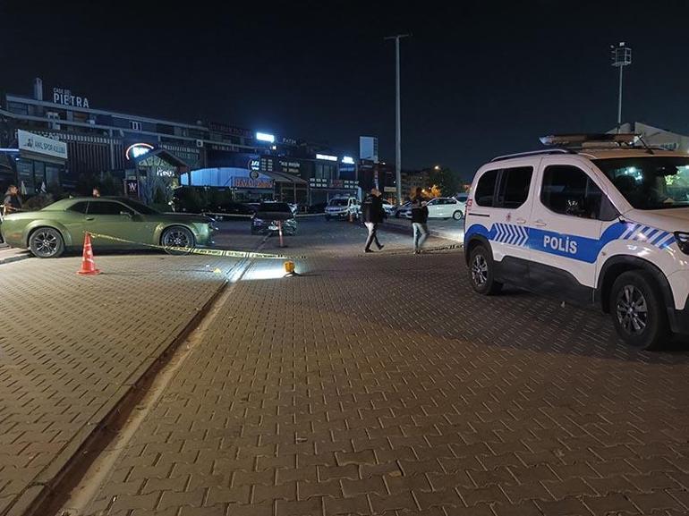 Bursada gece kulübünde silahlı kavga; 1i ağır 3 yaralı