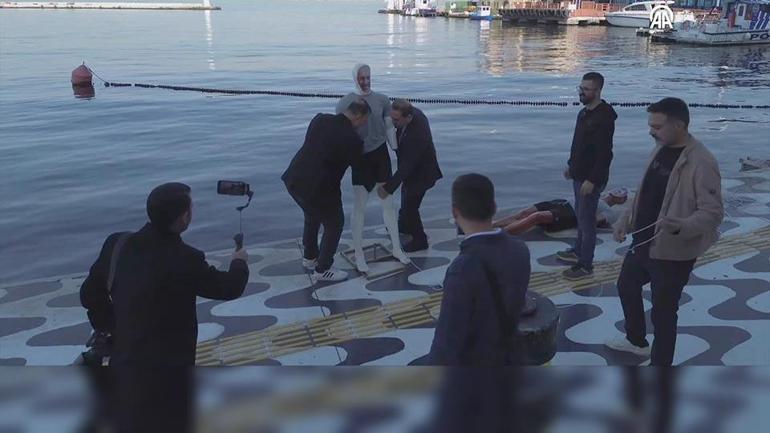 İzmir Körfezinde mankenli protesto | CNN TÜRK Video Haber