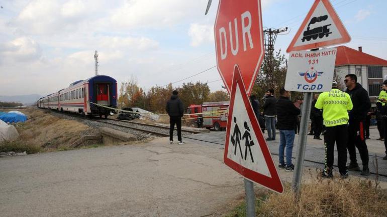 Hemzemin geçitte feci kaza: 1 ölü, 1 yaralı