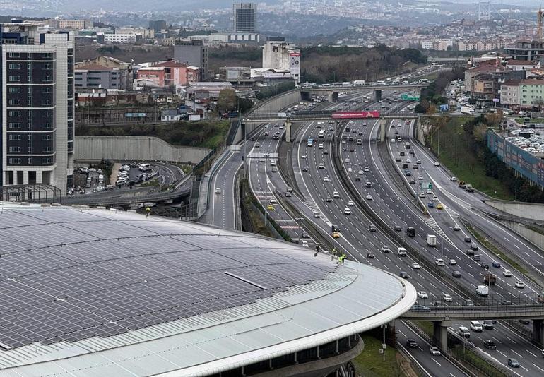 Galatasarayın stadı RAMS Parktaki çalışma böyle görüntülendi