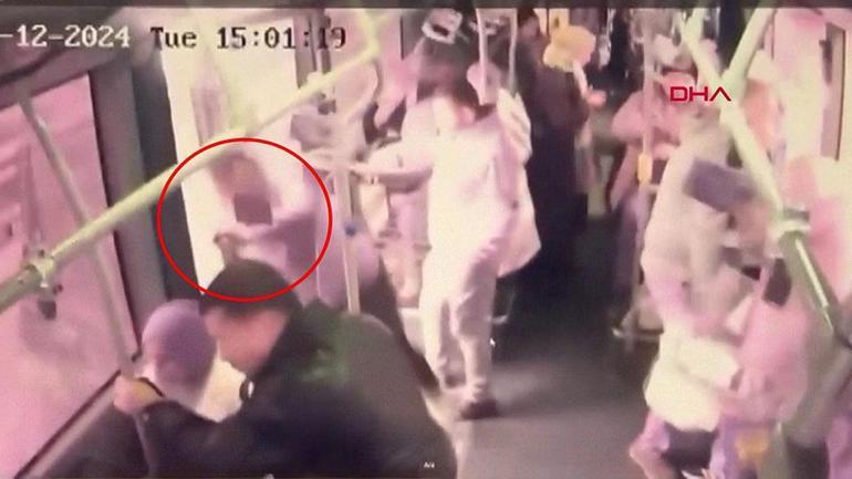 Esenyurtta metrobüsten düşen yolcu o anları anlattı | Video Haber