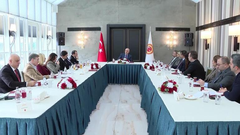 TBMM Başkanı Numan Kurtulmuş gazetecilerle buluştu: Tavrımız, Suriyede demokratik rehberlik yapmaktır