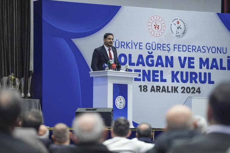 Olimpiyat şampiyonu Taha Akgül, Türkiye Güreş Federasyonunun yeni başkanı seçildi