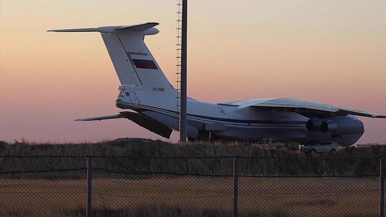 Rus kargo uçakları Kamışlıdan ağır silahlarla kalktı