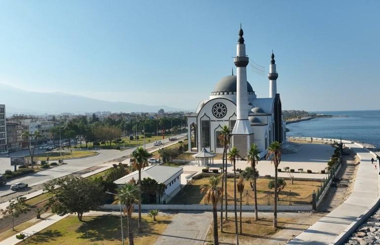 Bakan Kurum duyurdu: İskenderunlular özledikleri sahillerine yeniden kavuşacak