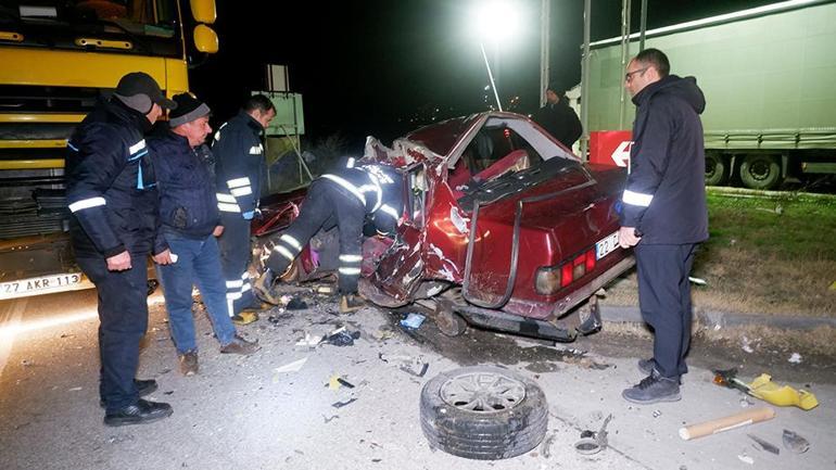 Feci kaza TIR ile otomobil çarpıştı: 1 ölü