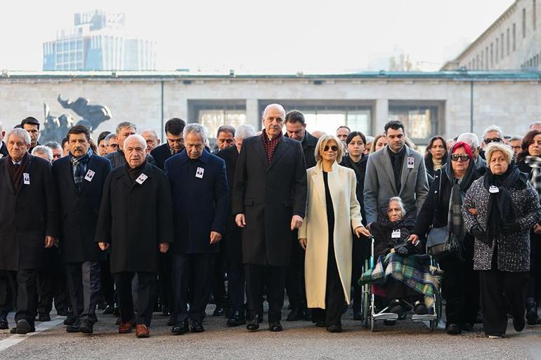 Eski bakan Nahit Menteşe için Mecliste cenaze töreni