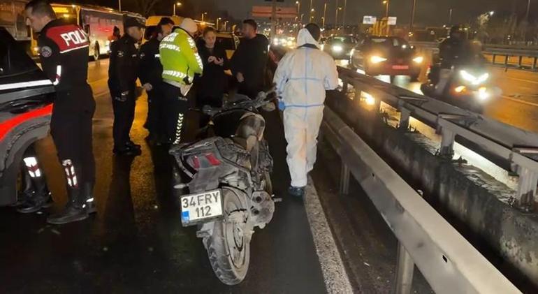 İstanbulda bariyere çarpan motosikletteki polis yaşamını yitirdi