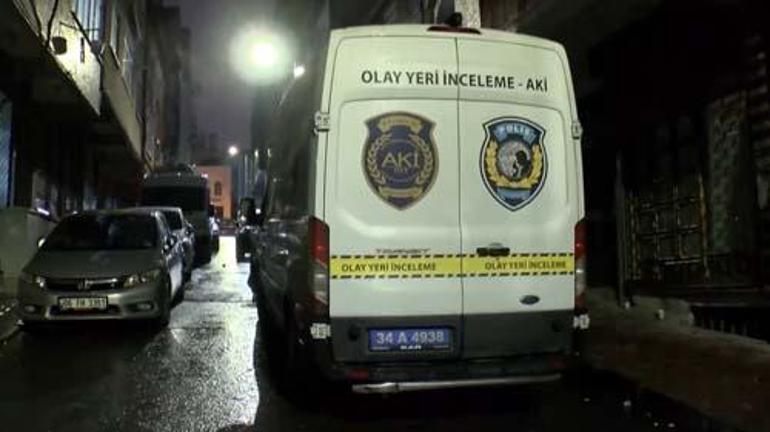 İstanbul Bağcılarda 12 yaşındaki çocuğu taşla öldürdü, kardeşini yaraladı | Video Haber