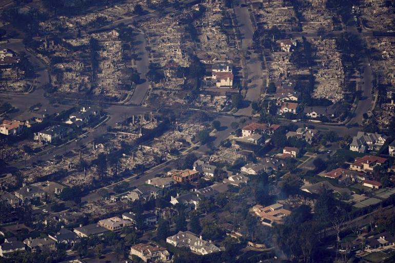 Los Angelestaki yangınlar büyük yıkıma yol açtı: Zarar 250 milyar doları aşacak