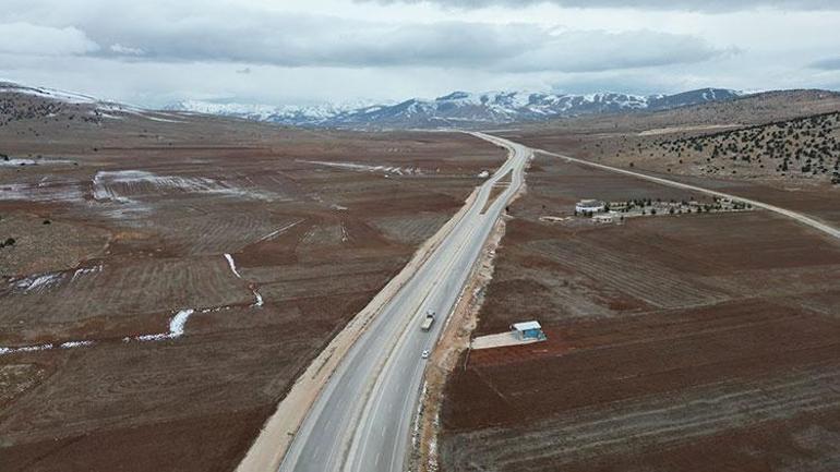 Korkuteli-Elmalı yolu yarın hizmete açılıyor