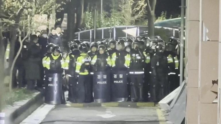 Güney Korede protesto şiddeti