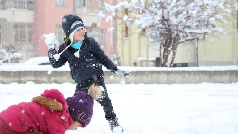 CANLI HABER || Hangi şehirlerde okullar tatil  İşte Güncel Kar Tatili Listesi