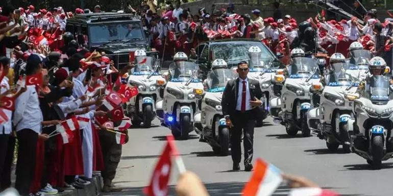 Cumhurbaşkanı Erdoğanın Endonezya ziyareti, basında geniş yer buldu:  Anahtar aktör