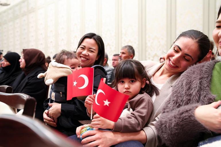 TBMM Başkanı Numan Kurtulmuş, Japonyada Türk toplumunun temsilcileriyle buluştu