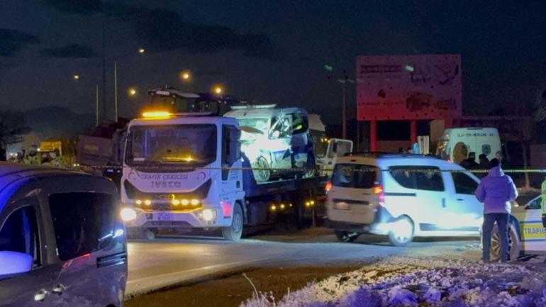 Konyada 1 polis şehit olduğu, 2 polisin de yaralandığı trafik kazası kamerada