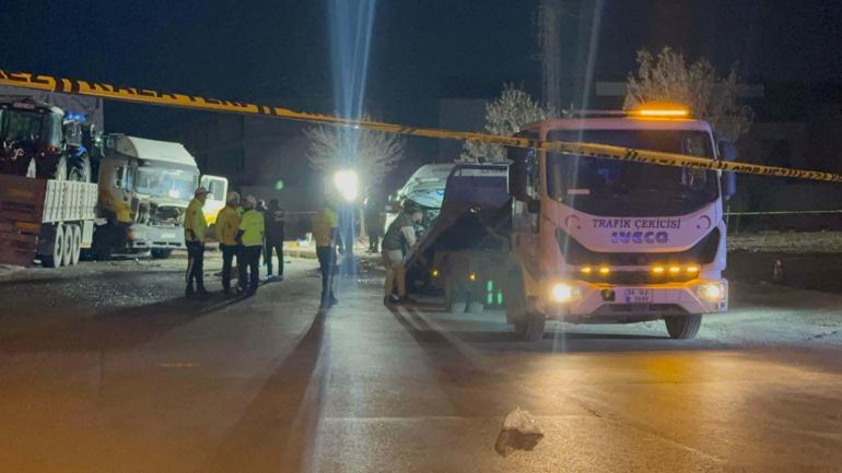 Konyada 1 polis şehit olduğu, 2 polisin de yaralandığı trafik kazası kamerada