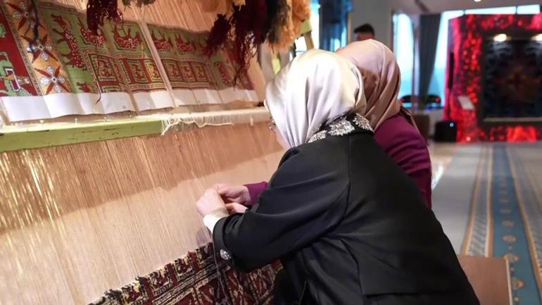 Emine Erdoğandan hayata bağlayan ilmek: Pazırık Halısı depremzedeler için satıldı