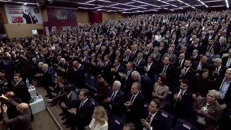 CHP kurultayında neler yaşandı
