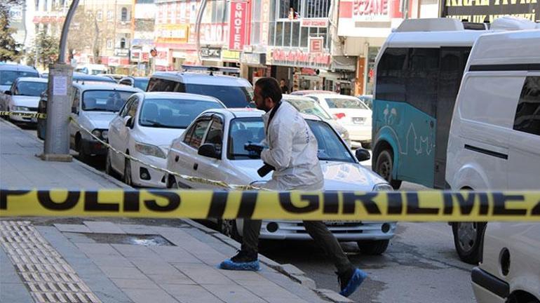 Giyim mağazasında silahlar çekildi: 1 kişi can verdi