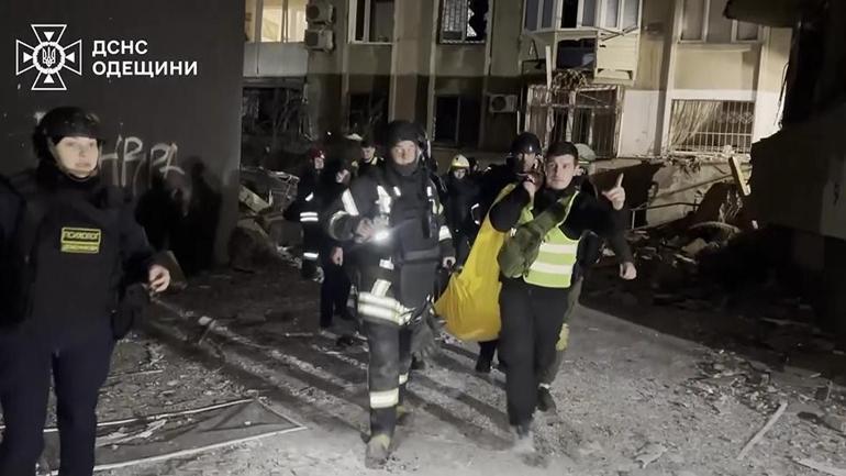 Rusya ateşkes öncesi vurdukça vuruyor