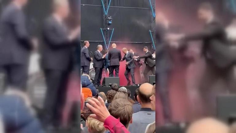 Hollanda ve Polonya başbakanları kürsüde hedef oldu
