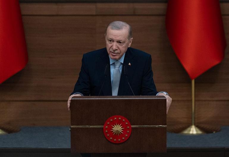 CNN TÜRK yılın televizyonu seçildi… Ödülü Demirören Medya TV Grup Başkanı Murat Yancı aldı