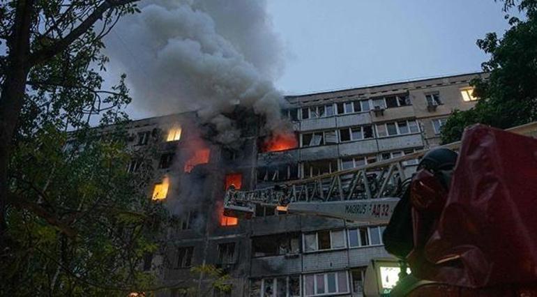 SON DAKİKA HABERİ | Putin ateşkesi duyurdu Görüşmeler için 15 Mayısta İstanbulu işaret etti...