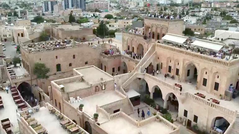 ‘Uzak Şehir’ Anneler Günü hediyesi oldu