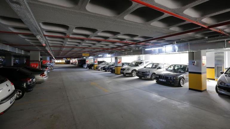 İstanbulda otopark sorunu: Günlük 1500 TL’ye park edilir mi