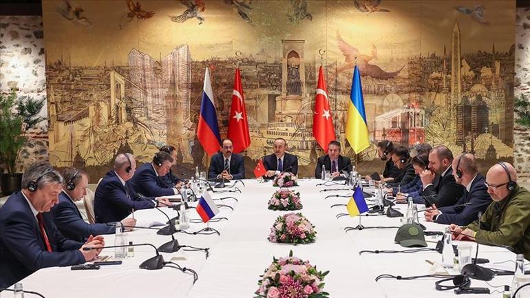 Rusya ve Ukraynanın İstanbul Hamleleri... Kim Ne Bekliyor, Düğüm Çözülür Mü