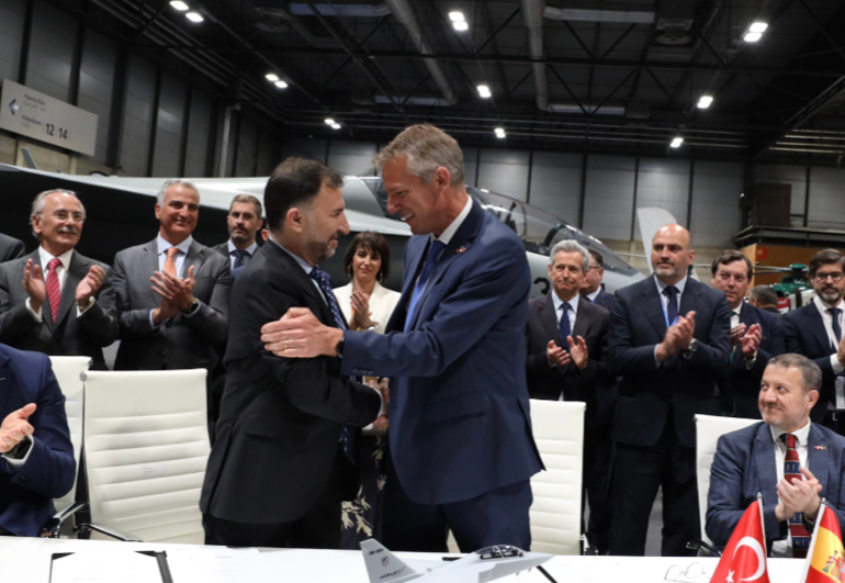 Gururumuz HÜRJET dünyaya kanat açtı İspanyada ilk imzalar atıldı