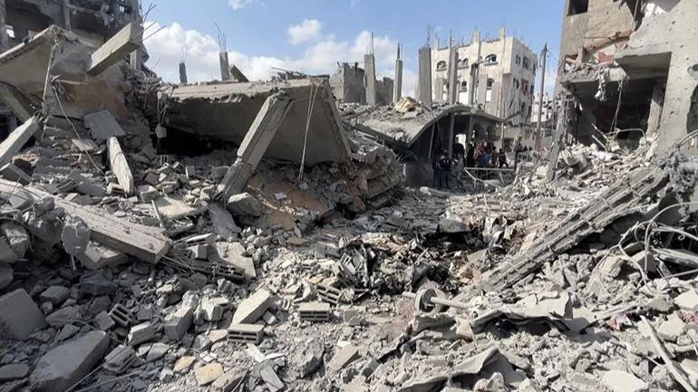 İsrail Gazzede sivilleri böyle vurdu… En az 80 kişi hayatını kaybetti