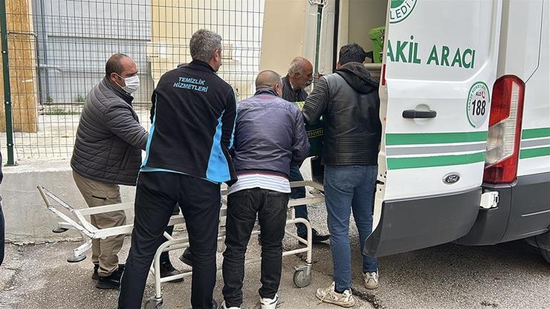 Sivasta 2 çocuk annesi keneden hayatını kaybetti