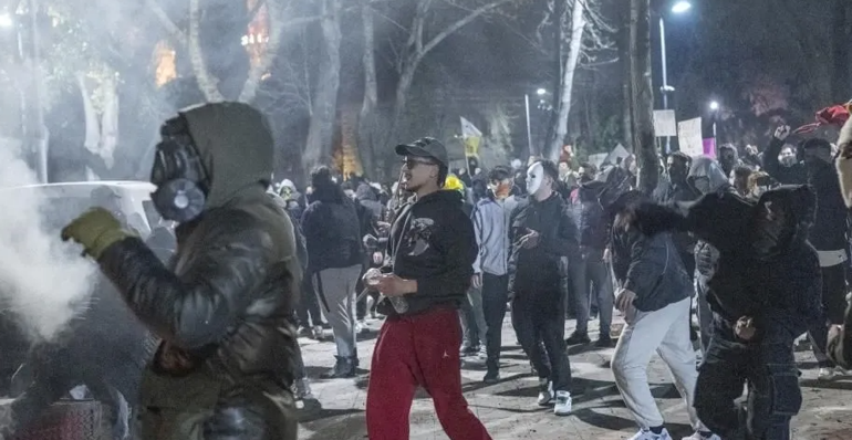 Esila Ayık ile iki üniversite öğrencisi hakkında tahliye kararı verildi