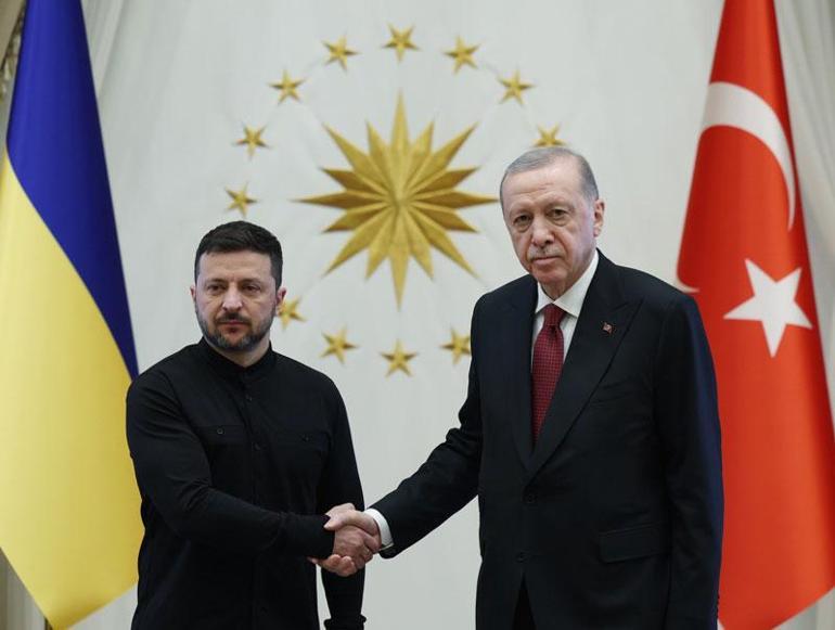 SON DAKİKA...Rusya-Ukrayna barışı için gözler Türkiyede Kremlin duyurdu: Putin İstanbula gitmeyecek Ankarada Erdoğan ile görüşen Zelenskiden ilk açıklamalar