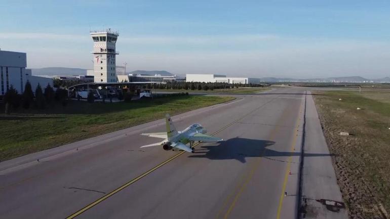 Türkiyenin ilk jet eğitim uçağı NATO kapısı açan HÜRJETin özelliği ne