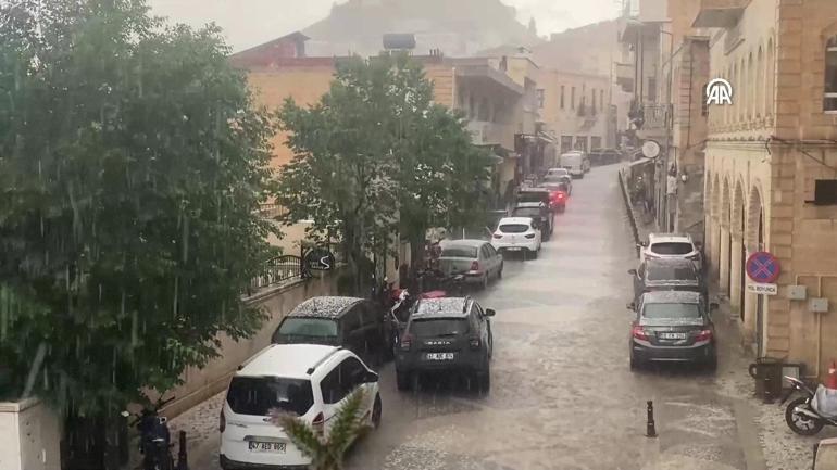 Peş peşe felaket Sel, taşkın, zarar… Sağanak ve dolu yurdu vurdu