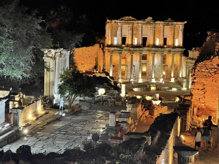 Gece müzeciliği rekora koşuyor Yeni durak: Sardes Antik Kenti